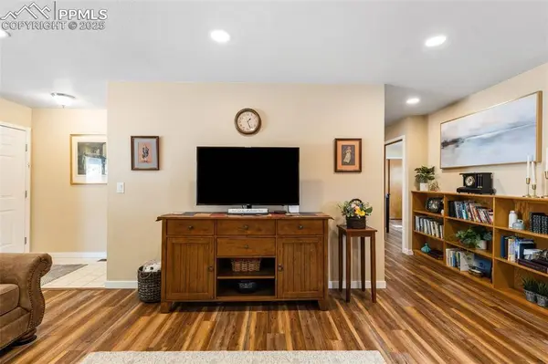 1018 Lutheran WAY, Colorado Springs, CO 80915