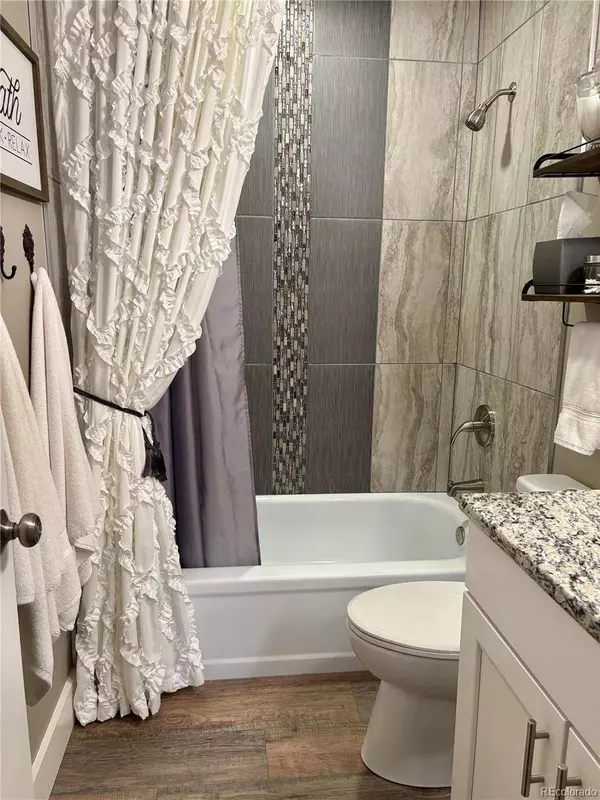 3160 Westcliff DR, Colorado Springs, CO 80906