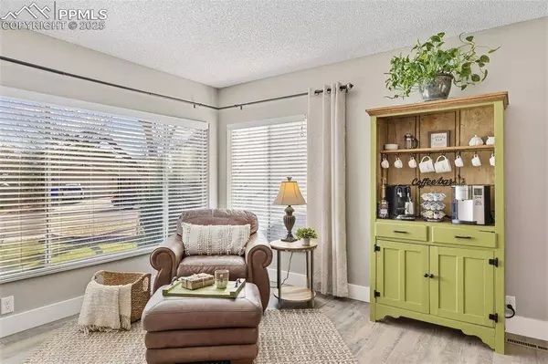 3160 E Westcliff DR, Colorado Springs, CO 80906