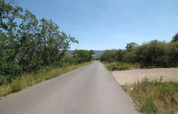 1064 E TABBY ACCESS RD, Tabiona, UT 84072