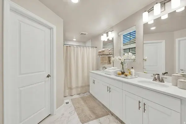 143 E ARCADE DR #948, Saratoga Springs, UT 84045