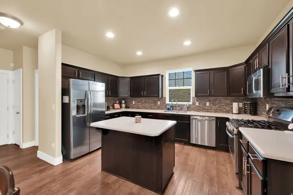 1871 W VIEW POINT DR, Woods Cross, UT 84087