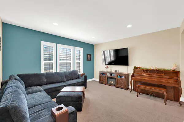 1871 W VIEW POINT DR, Woods Cross, UT 84087