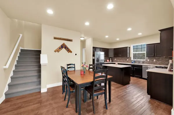 1871 W VIEW POINT DR, Woods Cross, UT 84087