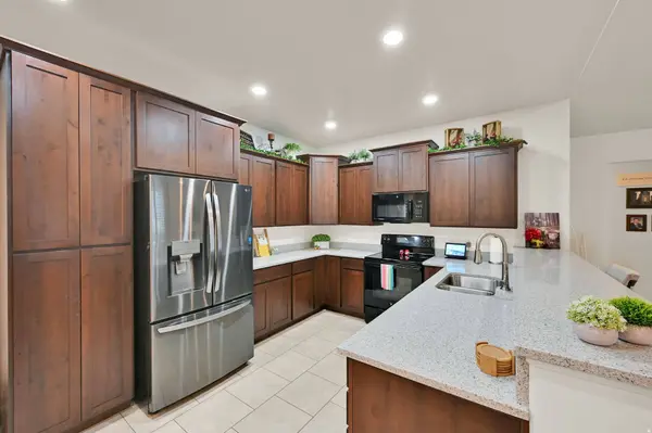 5512 W ORE CART WAY #B, Herriman, UT 84096