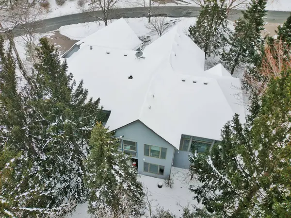 11333 Landing RD, Eden Prairie, MN 55347