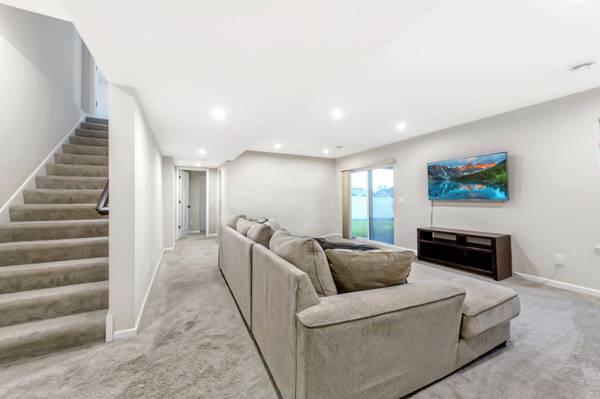 18056 Hartlin AVE, Lakeville, MN 55044