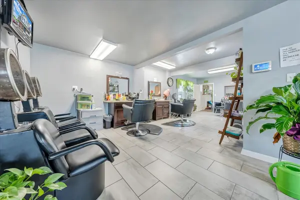 3118 Williamson Rd NW, Roanoke, VA 24012-4316
