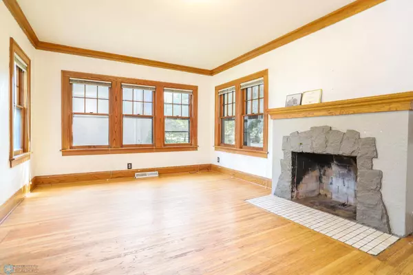 1317 4th ST N, Fargo, ND 58102