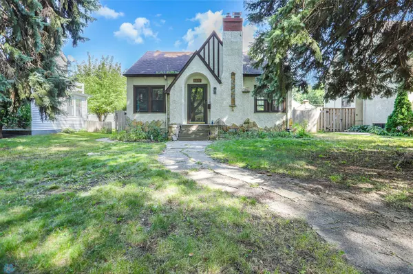 1317 4th ST N, Fargo, ND 58102