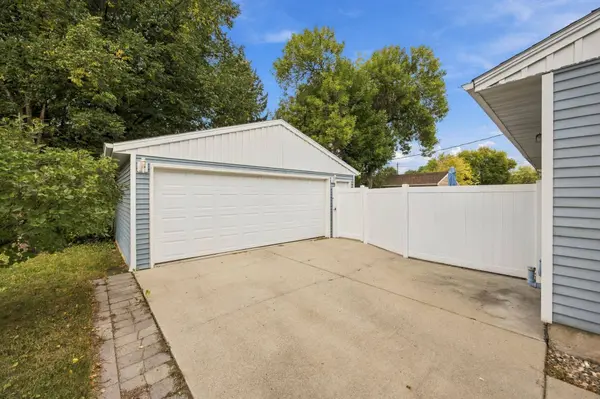 1409 18th ST S, Fargo, ND 58103