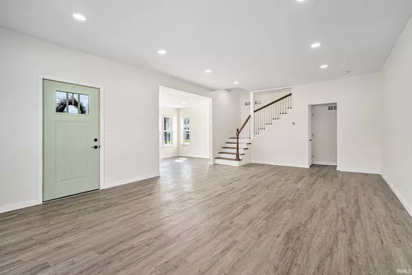 30627 County Road 20, Elkhart, IN 46517-9757