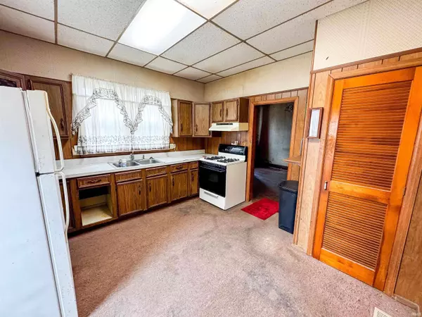 312 S Smith Street, Kewanna, IN 46939