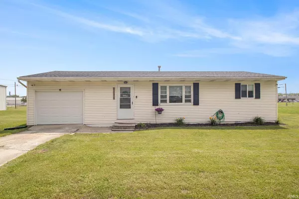 2734 Hawthorne Street, Elkhart, IN 46517-1093