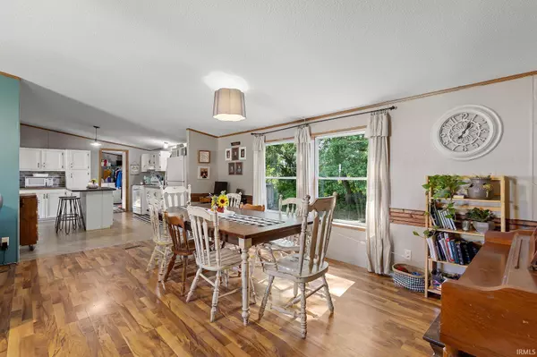 2765 Pinewood Drive, Knox, IN 46534