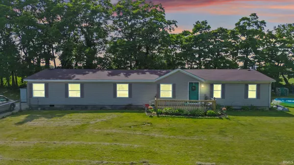 2765 Pinewood Drive, Knox, IN 46534