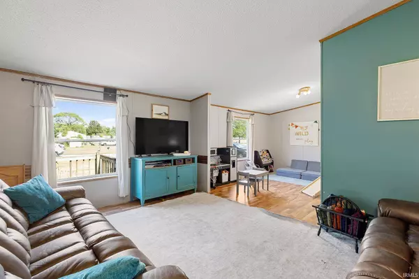 2765 Pinewood Drive, Knox, IN 46534