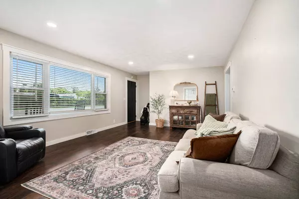 69218 Center Street, Edwardsburg, MI 49112