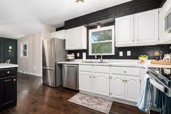 69218 Center Street, Edwardsburg, MI 49112