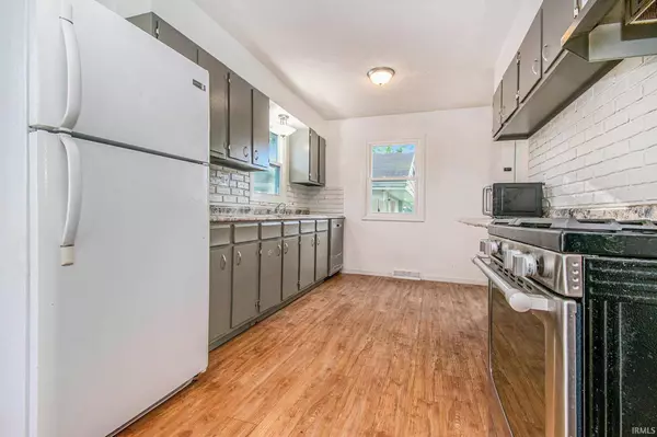 815 E 6th Street, Mishawaka, IN 46544