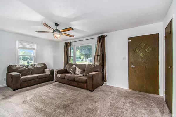 815 E 6th Street, Mishawaka, IN 46544