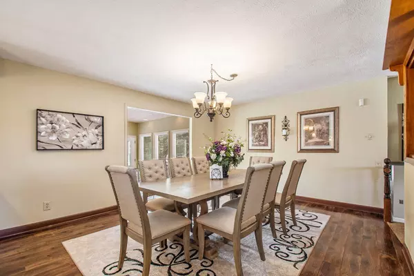 27311 US Highway 12, Edwardsburg, MI 49112