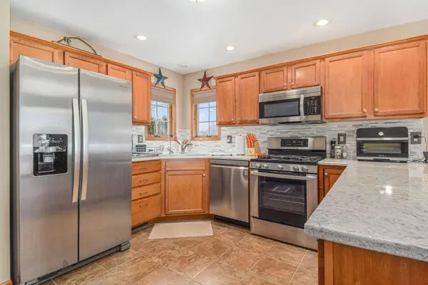 1673 N Summit DR, La Porte, IN 46350