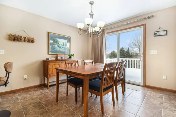 1673 N Summit DR, La Porte, IN 46350