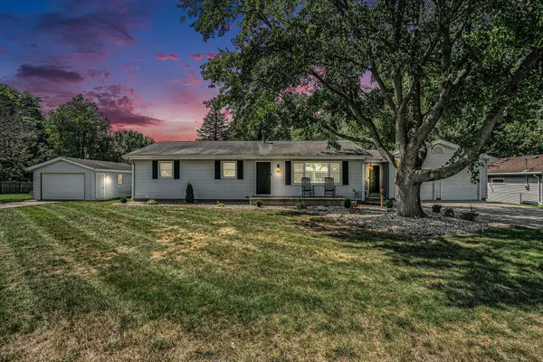 69218 Center Street, Edwardsburg, MI 49112