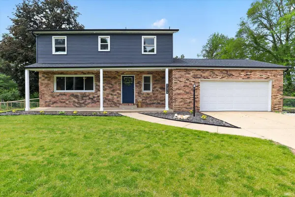 51479 Ironwood Road, Granger, IN 46530