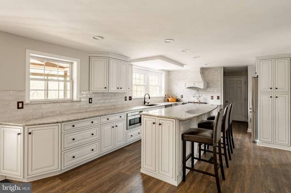 2072 SPRING VALLEY RD, Lansdale, PA 19446