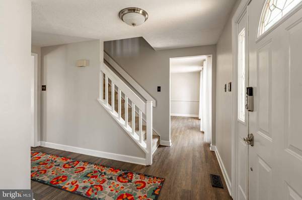 2072 SPRING VALLEY RD, Lansdale, PA 19446