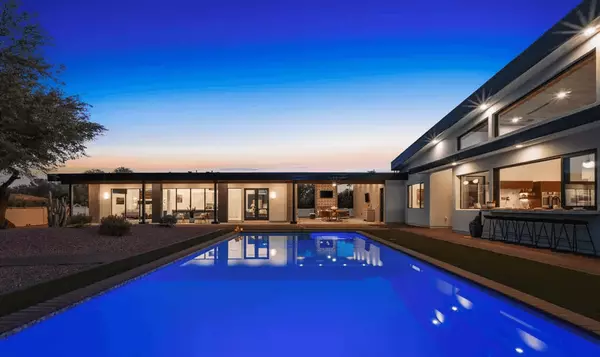 Best Outdoor Upgrades That Add Value in Scottsdale Homes