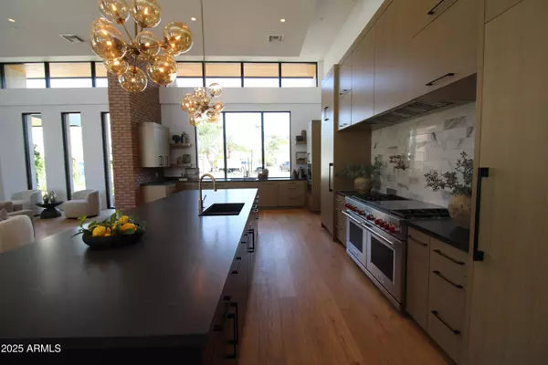 7341 E SUNNYSIDE Drive, Scottsdale, AZ 85260