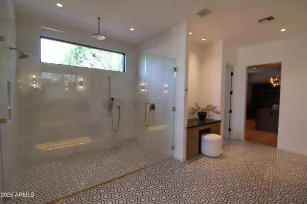 7341 E SUNNYSIDE Drive, Scottsdale, AZ 85260