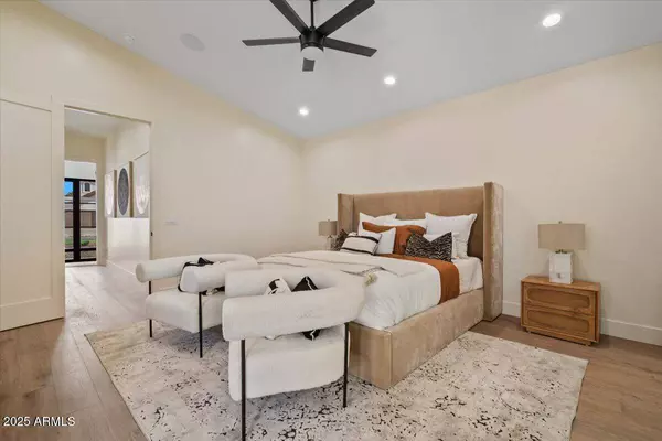 9820 N 87th Place, Scottsdale, AZ 85258