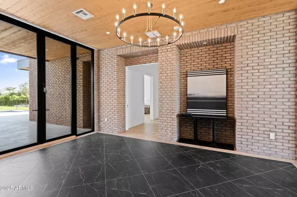 7341 E SUNNYSIDE Drive, Scottsdale, AZ 85260