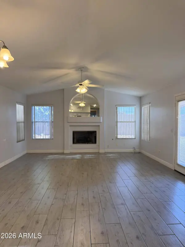 1265 E SPUR Avenue, Gilbert, AZ 85296