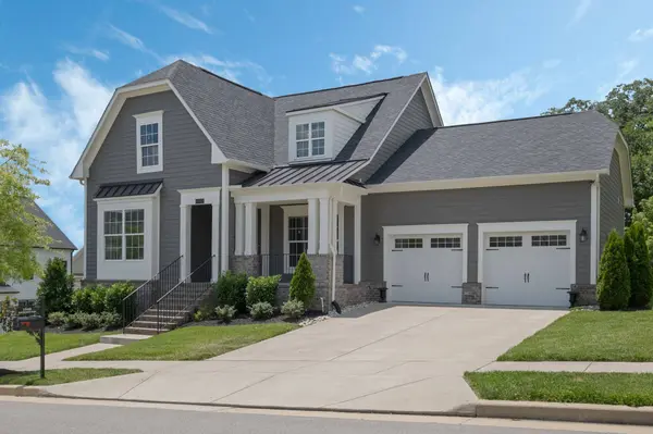 1049 Dovecrest Way, Franklin, TN 37067