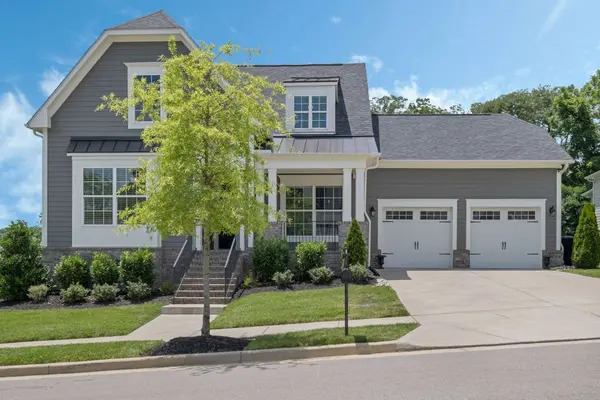 1049 Dovecrest Way, Franklin, TN 37067