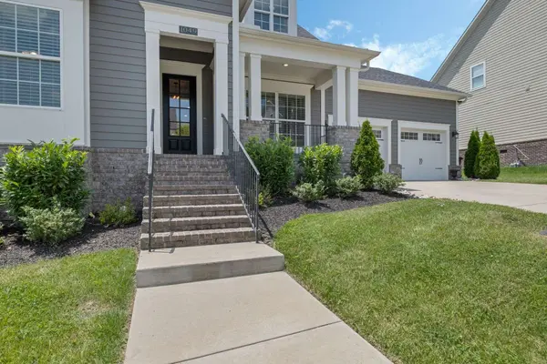 1049 Dovecrest Way, Franklin, TN 37067