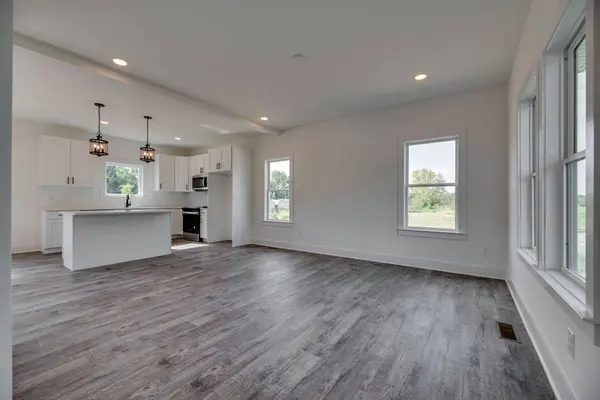 1020 Scenic View Ct, Old Hickory, TN 37138