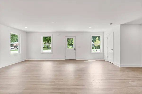 1024 Scenic View Ct, Old Hickory, TN 37138