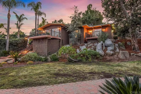 10930 Calavo DR, La Mesa, CA 91941