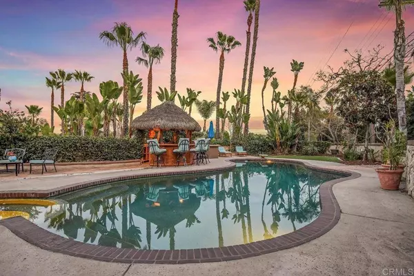 10930 Calavo DR, La Mesa, CA 91941