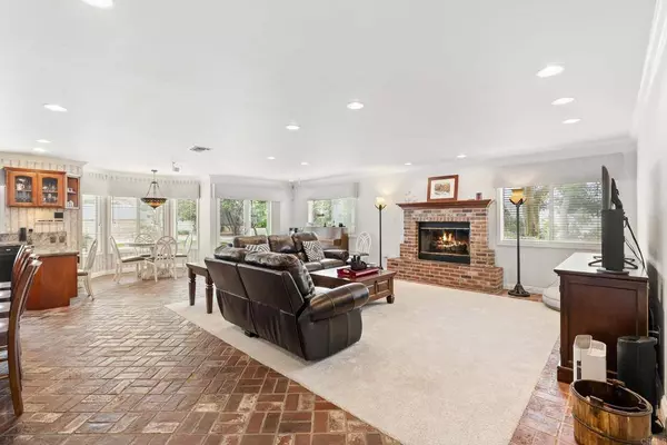 11984 Paseo Fuerte, El Cajon, CA 92020