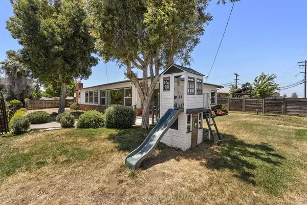 205 C ST, Chula Vista, CA 91910