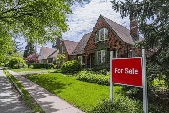 5 Critical Things to Know Before You Buy a House in Wisconsin,Forward Realty Partners