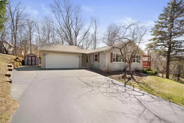 3467 Maple Dr, Richfield, WI 53033