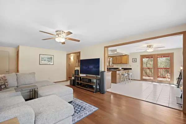 3467 Maple Dr, Richfield, WI 53033